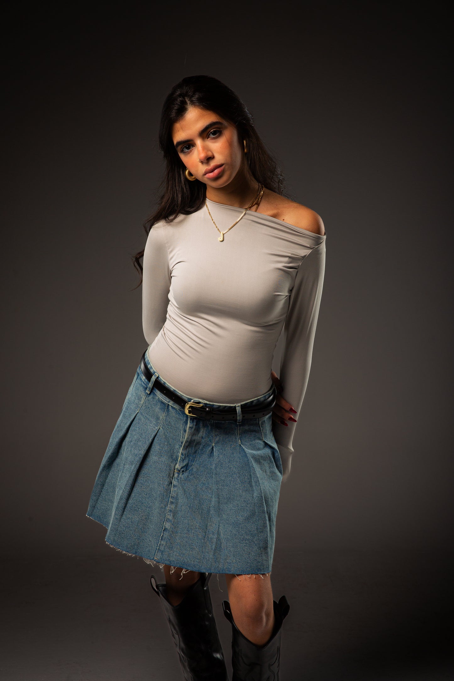 Off-shoulder Grey top